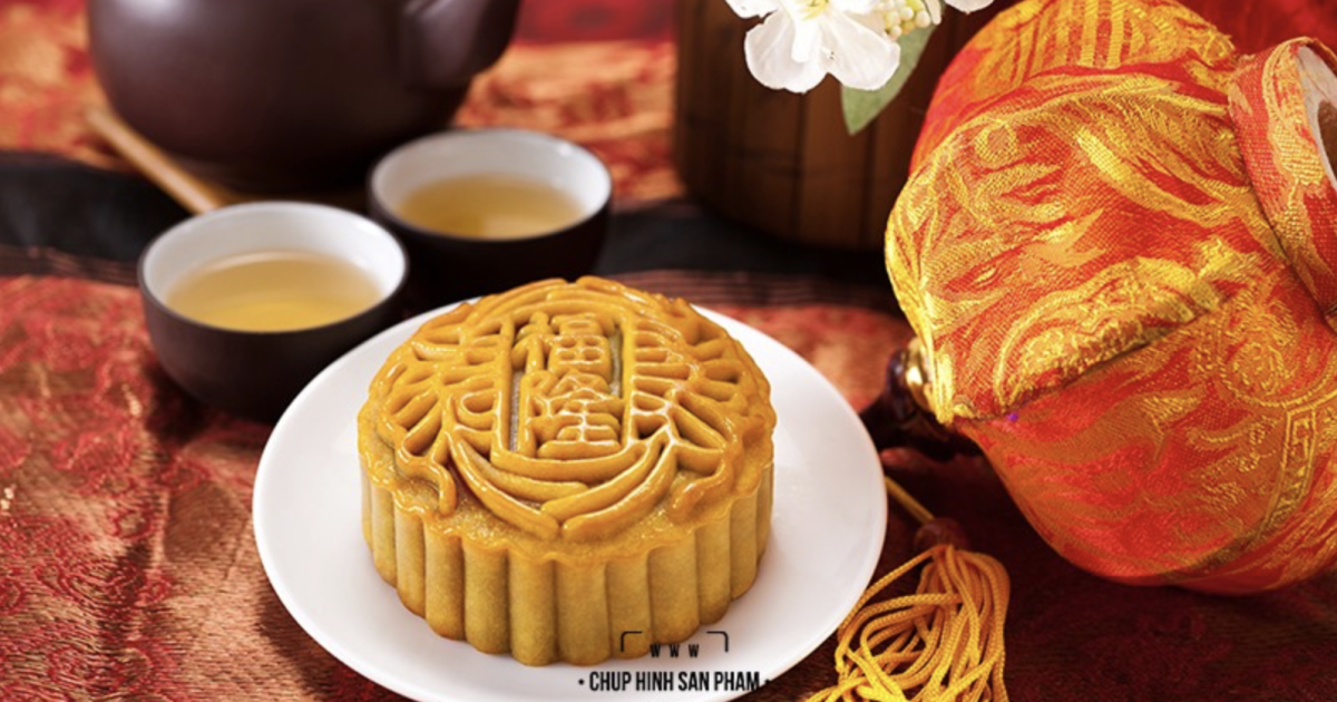 Chụp hình hộp bánh trung thu đẹp, sang trọng: Cách làm nổi bật bao bì và giá trị sản phẩm
